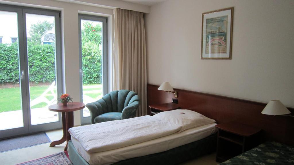 Hotel Bergedorfer Hoehe Hamburg Bagian luar foto