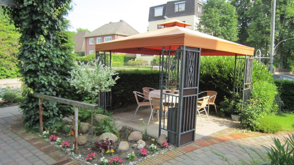 Hotel Bergedorfer Hoehe Hamburg Bagian luar foto